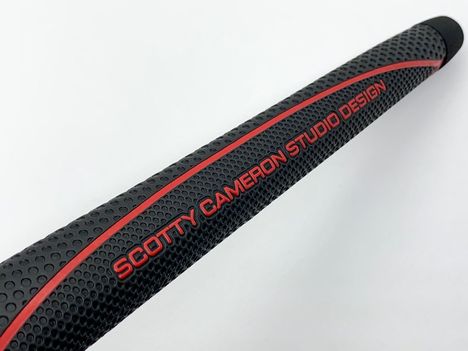 新品 スコッティ・キャメロン マタドール MID-LARGE グリップ - メルカリ