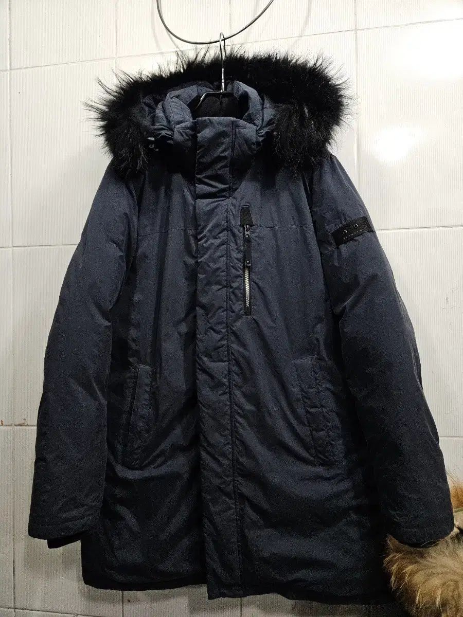 小売業者 トレクスタグースダウン(メンズ100)