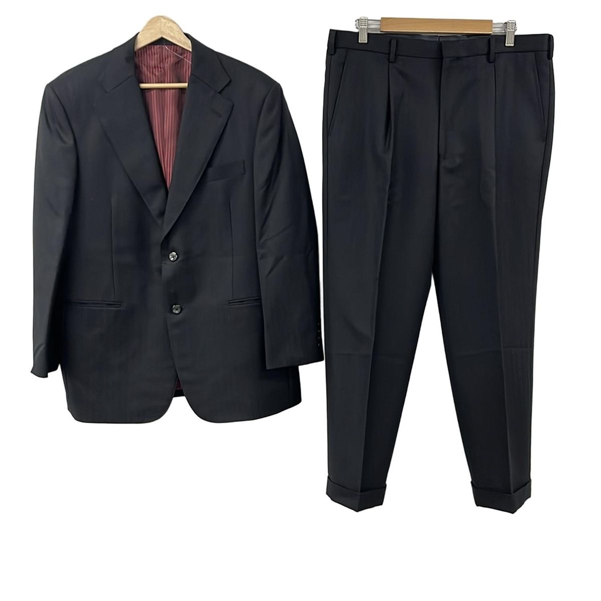 DORMEUIL(ドーメル) シングルスーツ メンズ美品 黒 ネーム刺繍 DORMEUIL(ドーメル) シングルスーツ メンズ美品 黒 ネーム刺繍