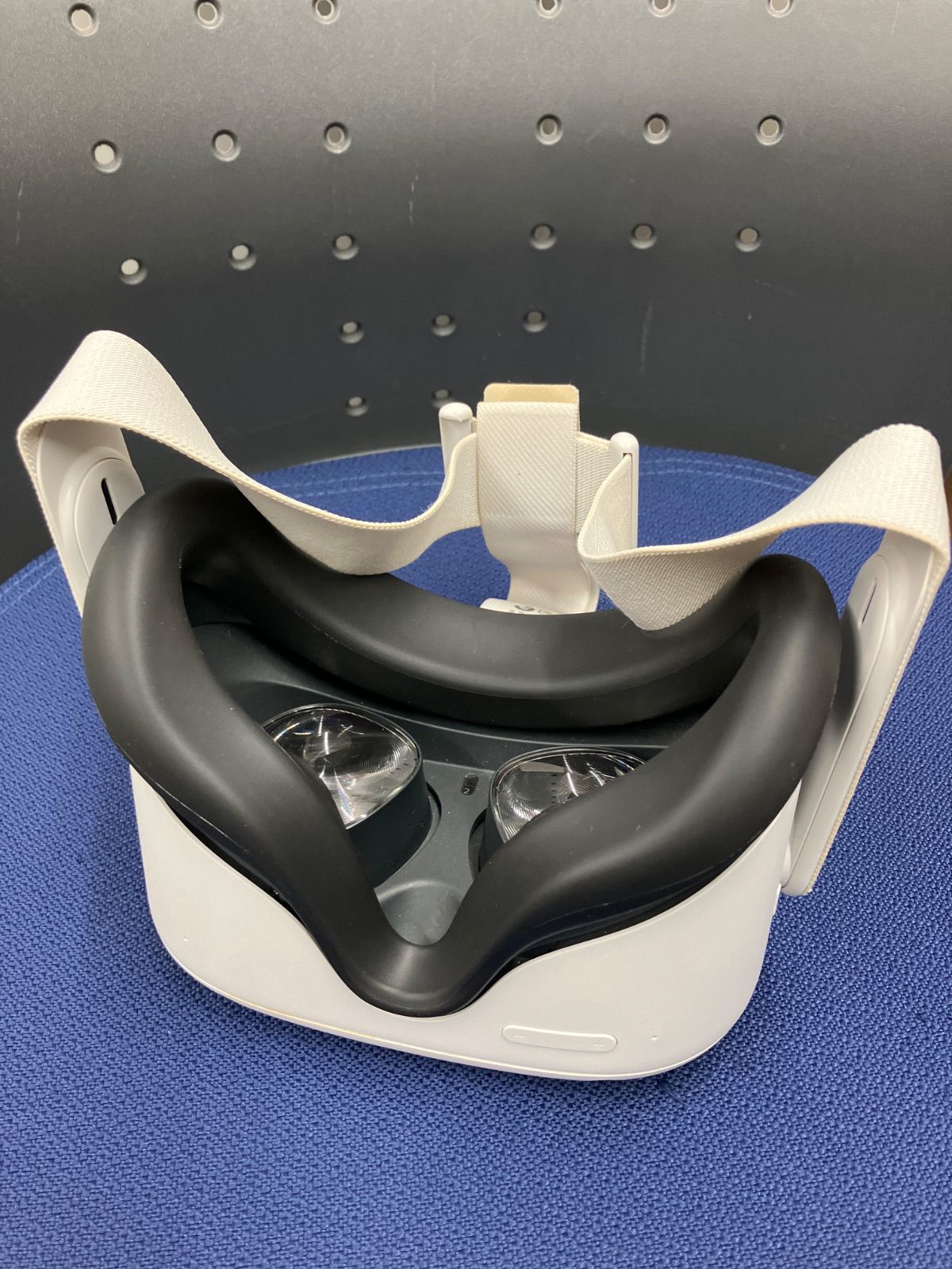 ジャンク Meta Quest2 128GB 本体 メタクエスト2 充電不可 - メルカリ