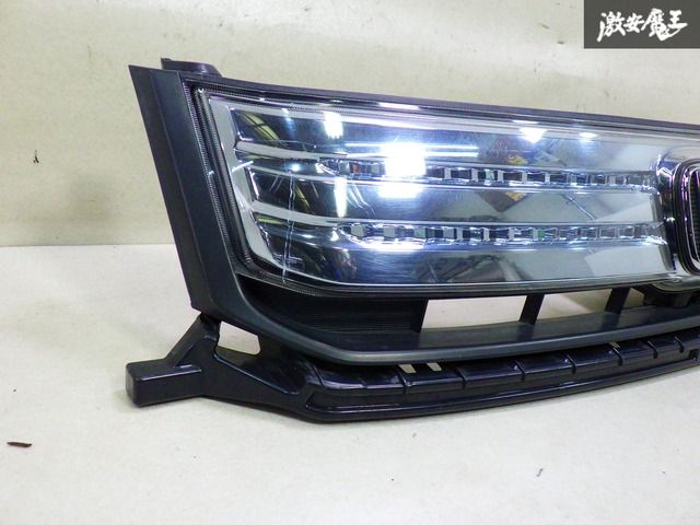 【送料込!!】Honda フリードスパイク 最終型 純正メッキフロントグリル フリードスパイク 純正 メッキ グリル 新品 送料込!!Honda フリード