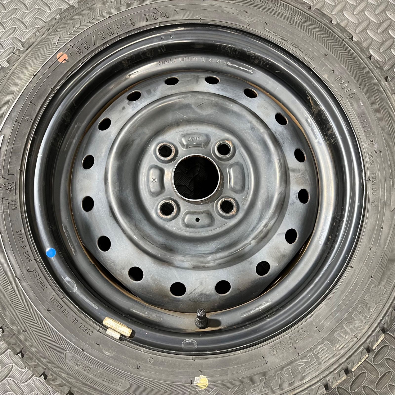 19〜21年製 155 65 R 14 ダンロップ ウィンターマックスWM 02 スズキ アルト ワゴンR スペーシア スタッドレスタイヤ 1275 Y