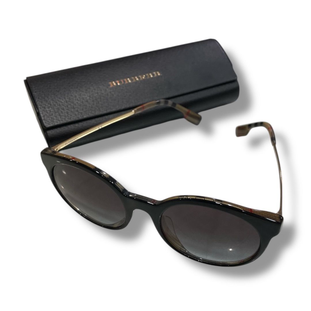 BURBERRY バーバリー サングラス ロゴ刻印 ノバチェック ケース付き