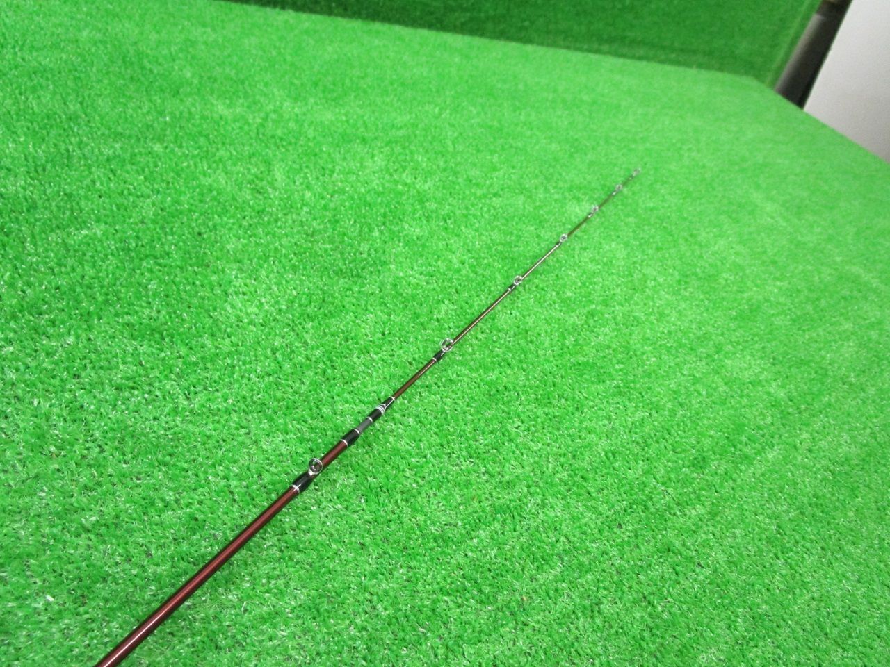 リミテッド 併売