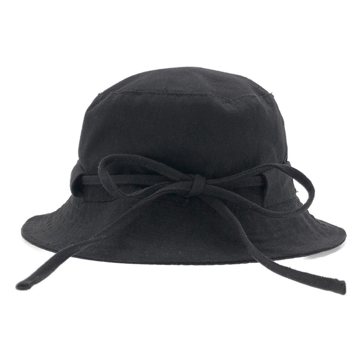 JACQUEMUS ブラック バケットハット　（ジャックムス) 58 JACQUEMUS ジャックムス バケットハット ブラック 58 - メルカリ