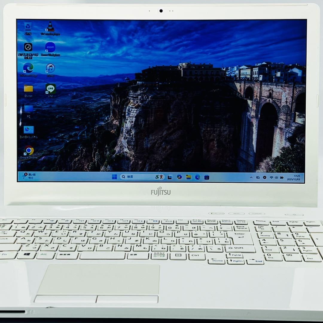 Core i7 16GB ノートパソコン Windows11 オフィス付き 富士通 LIFEBOOK