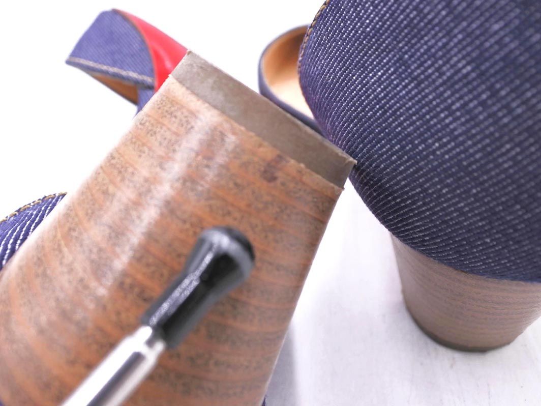 Christian Louboutin クリスチャンルブタン デニム ポインテッドトゥ