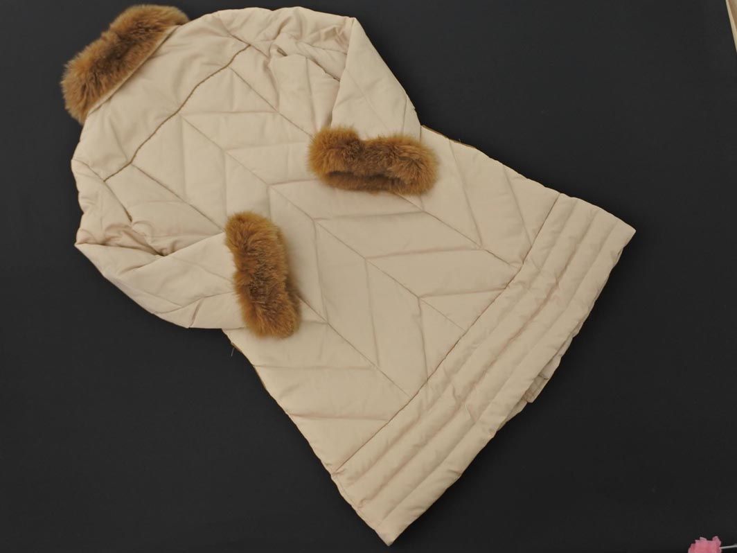 アクアスキュータム ロング ダウンコート ブルーフォックスファー 8 ベージュ Aquascutum アクアスキュータム ブルーフォックスファー ダウン コート