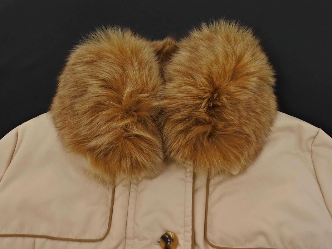 アクアスキュータム ロング ダウンコート ブルーフォックスファー 8 ベージュ Aquascutum アクアスキュータム ブルーフォックスファー ダウン コート