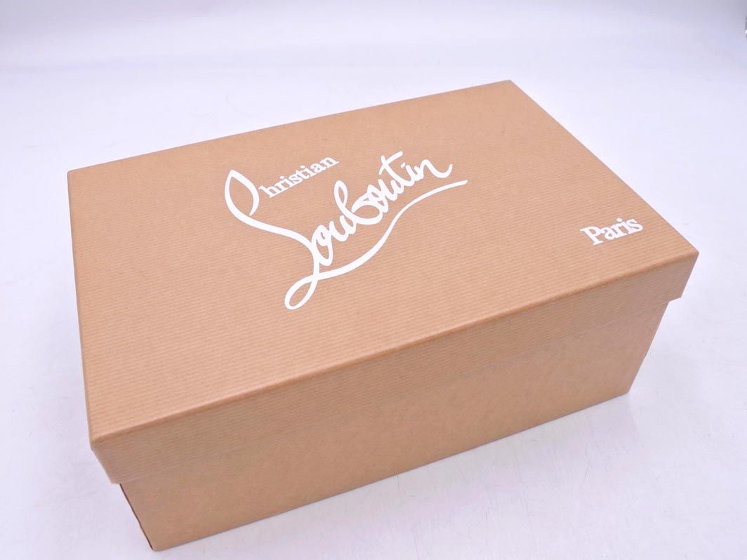 美品 Christian Louboutin クリスチャンルブタン エナメル ラウンド