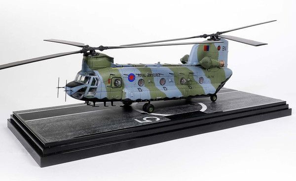 ウォルターソンズ 1 72 イギリス空軍 大型輸送ヘリコプター CH-47 HC.1 チヌーク 完成品 WS 55704 佐川急便