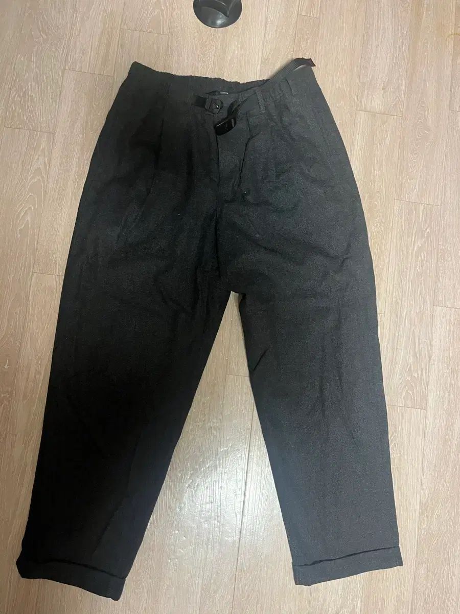 グラミチ ウール ワイドパンツ