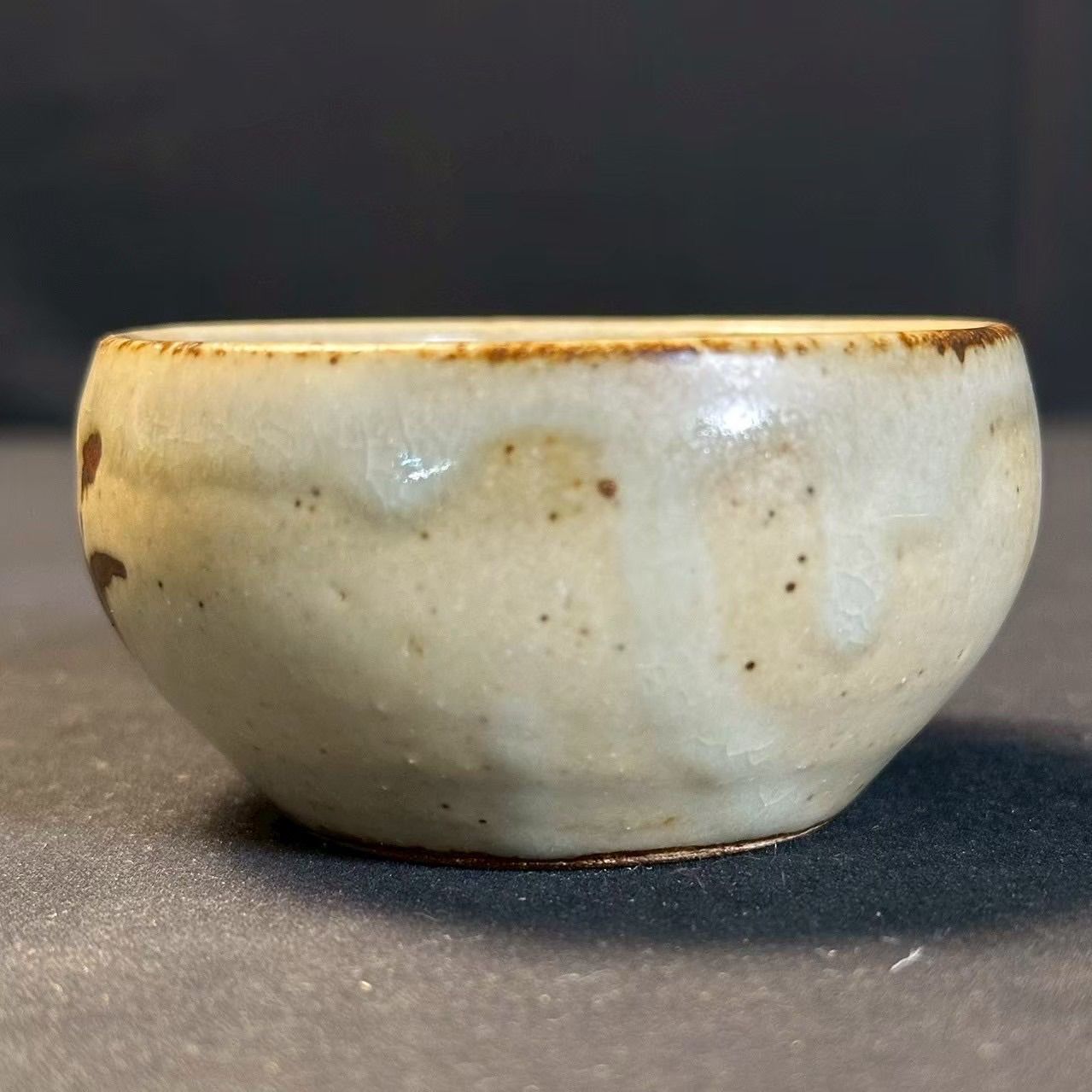 幽玄】益子焼 人間国宝 島岡達三 石洞山人絵付 牛 酒盃 共箱 共布 栞