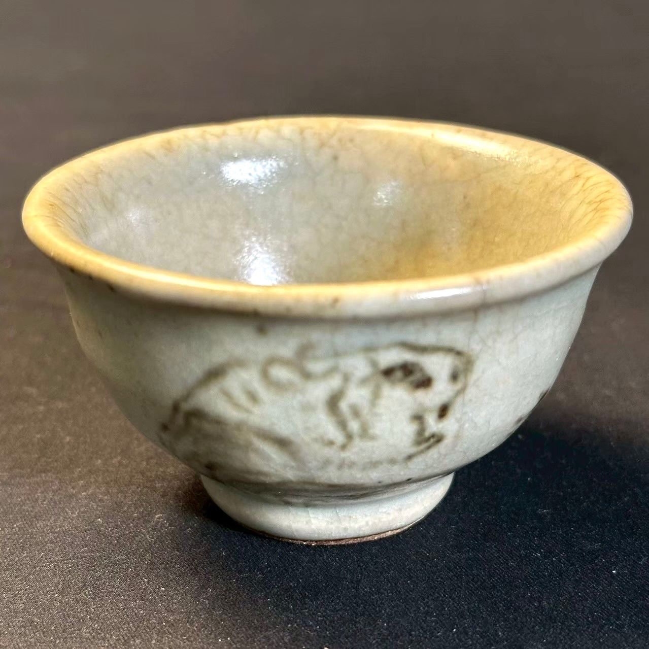 人間国宝 島岡達三 益子 象嵌ぐい呑み 酒器 盃 共布共布 幽玄】益子焼 人間国宝 島岡達三 石洞山人絵付 風花雪月 酒盃 共箱