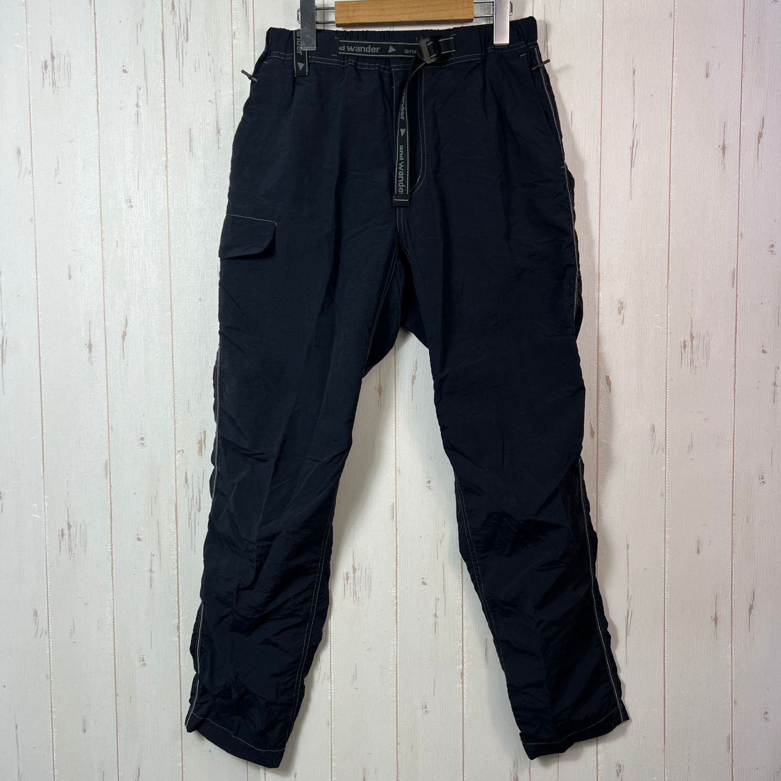 Women s ブラック系 And Wander アンドワンダー ナイロンタフタ ハイカーパンツ Ny taffeta hiker pants ナイロン ウェア ボトムス ロングパンツ z ボト