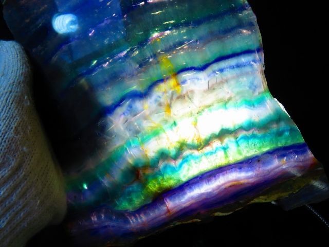 超美しい 2 15 kg 1エンジェルフェザー フローライ高透明天然原石 台付き 超迫力超巨大 〇ｔｒ16964