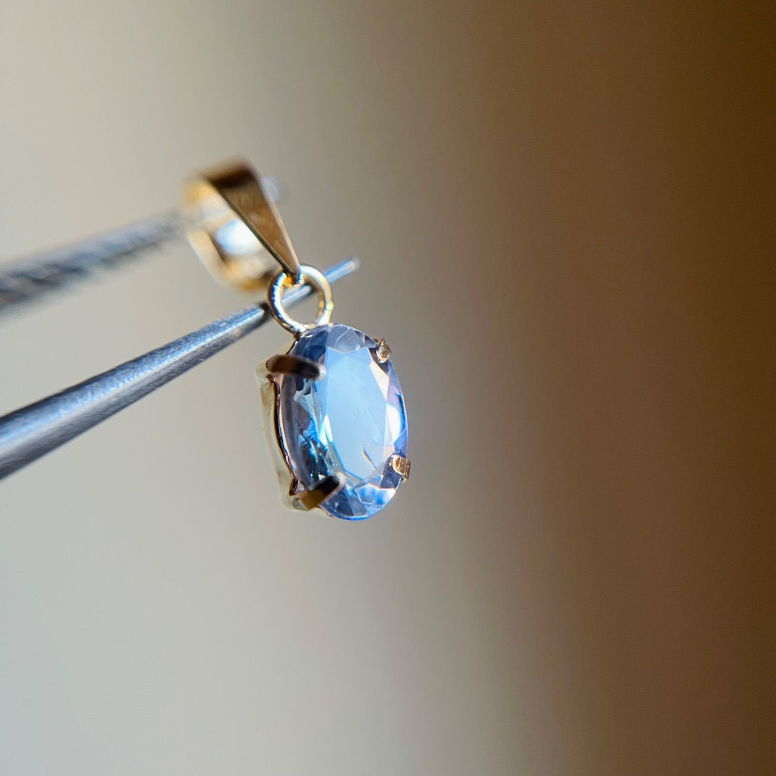 K18 天然石タンザナイト oval ペンダントトップ 18金イエローゴールド