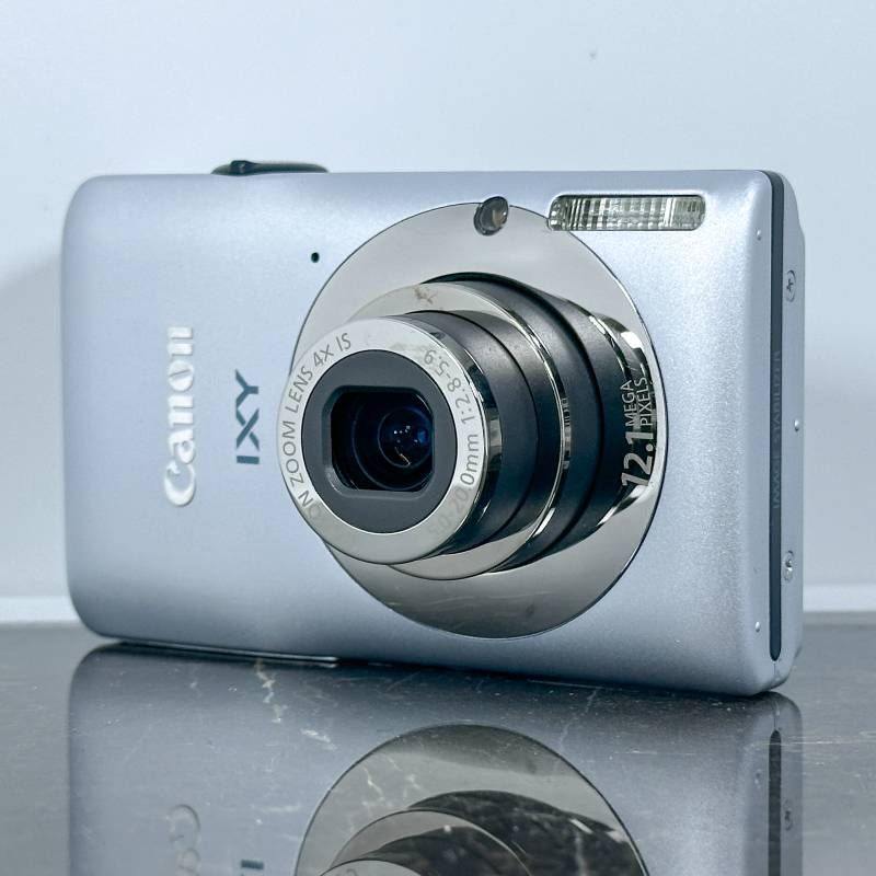 美品】Canon IXY 200F シルバー 1210万画素 光学4倍ズーム コンパクト