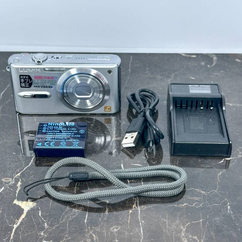 美品】Panasonic LUMIX DMC-FX9 600万画素 LEICAレンズ 光学3倍ズーム
