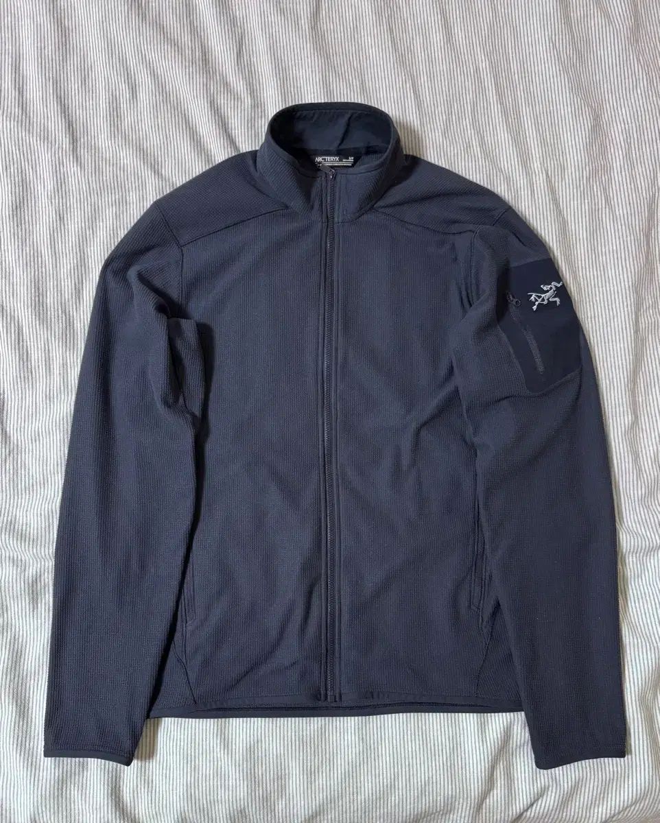 S級 ARC TERYX アークテリクス デルタ LT ジャケット ブラック サファイア S