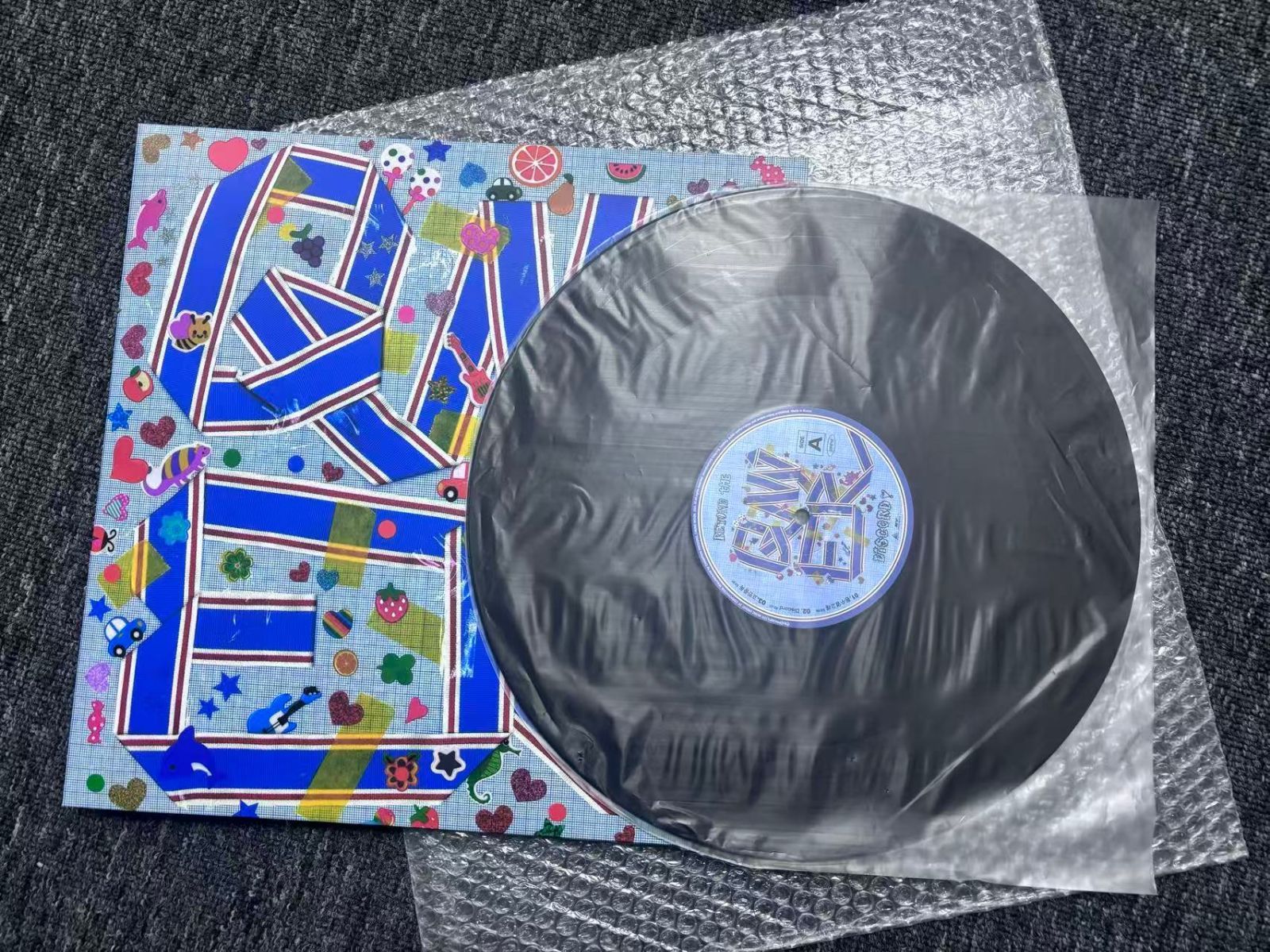 新品未開封品 QWER スペシャルLP Beyond the Discord 限定 レコード