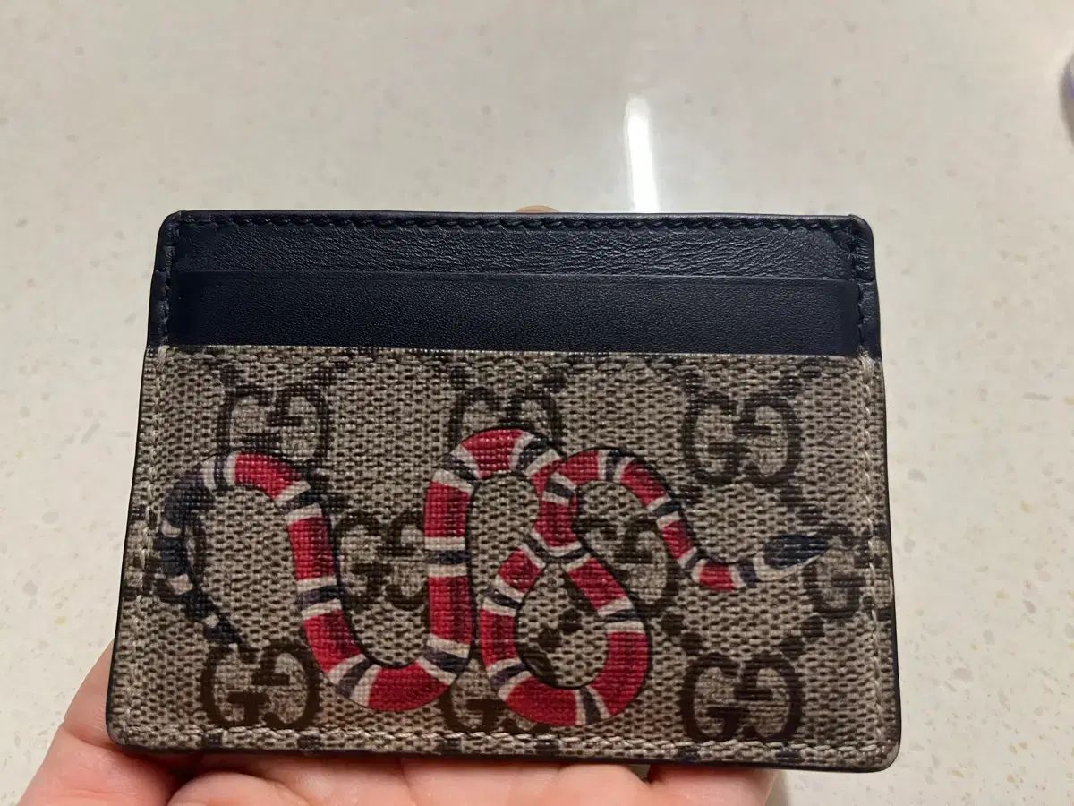 S グッチ スネーク カード 財布