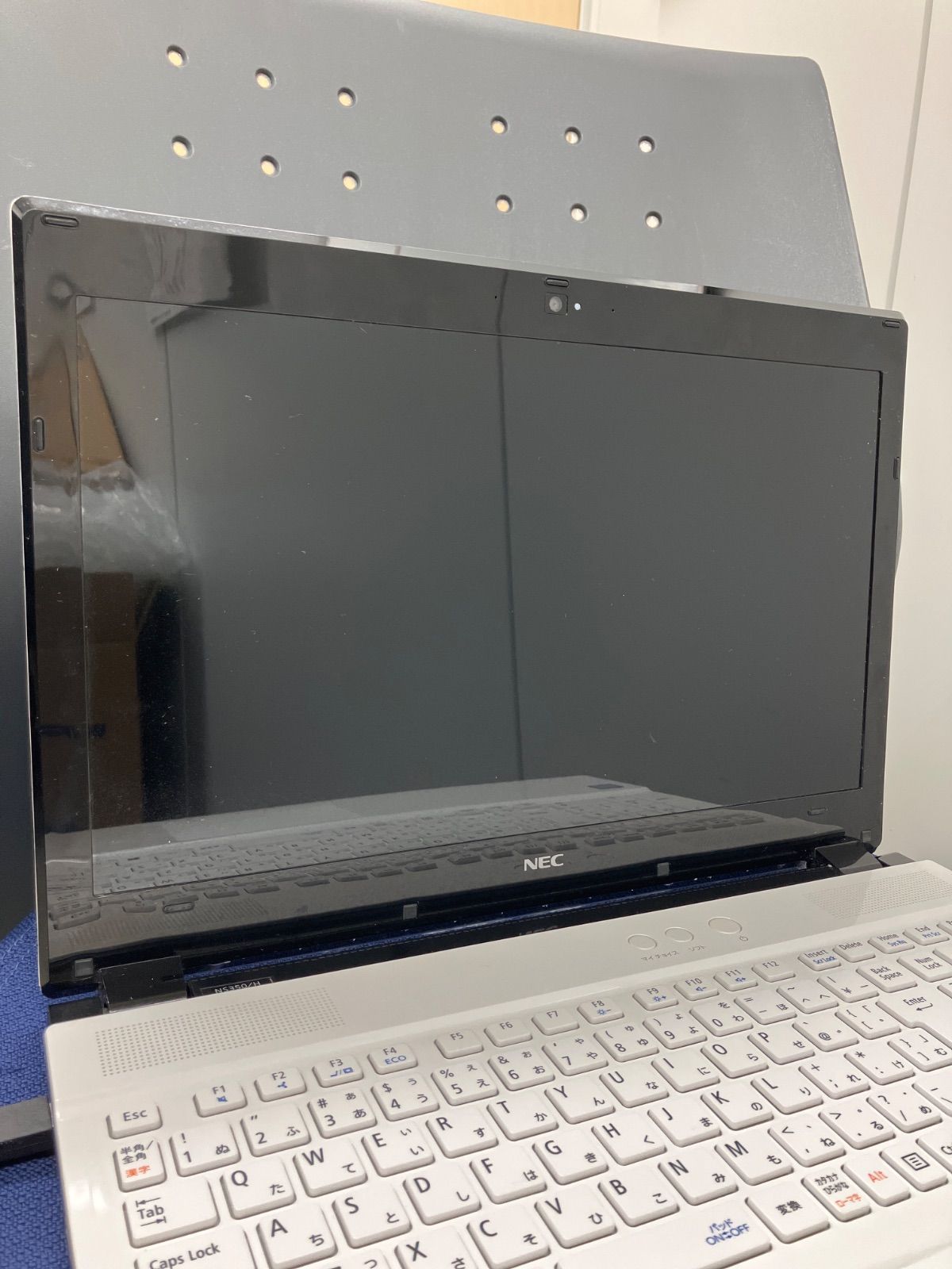 ジャンク NEC PC-NS350HAW-YC CORE i3 2400MHz ノートパソコン ノート