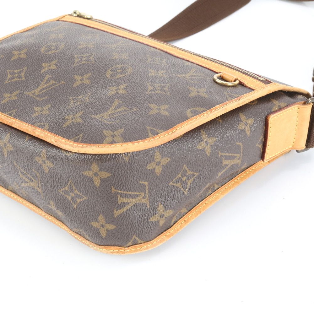 美品 ルイヴィトン モノグラム メッセンジャーボスフォール PM M40106