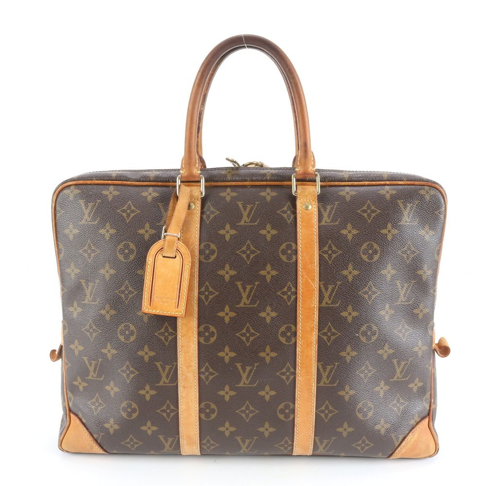 ルイヴィトン モノグラム ポルト ドキュマン ヴォワヤージュ M53361