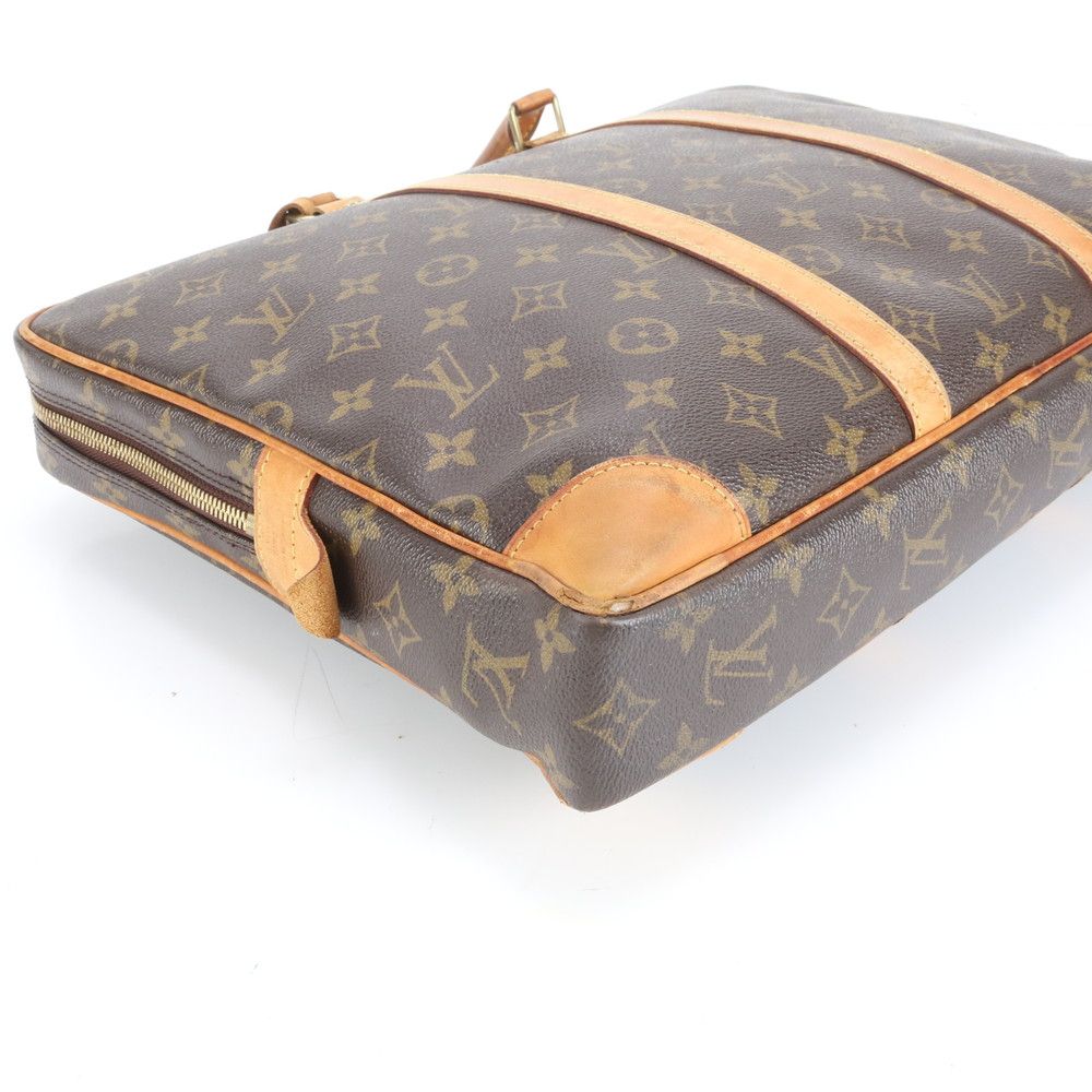 ルイヴィトン モノグラム ポルト ドキュマン ヴォワヤージュ M53361