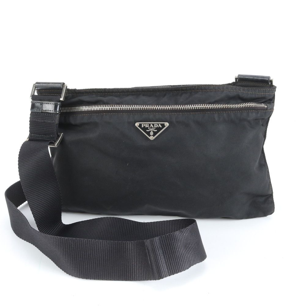 美品 プラダ テスート ナイロン トライアングルロゴ ショルダーバッグ