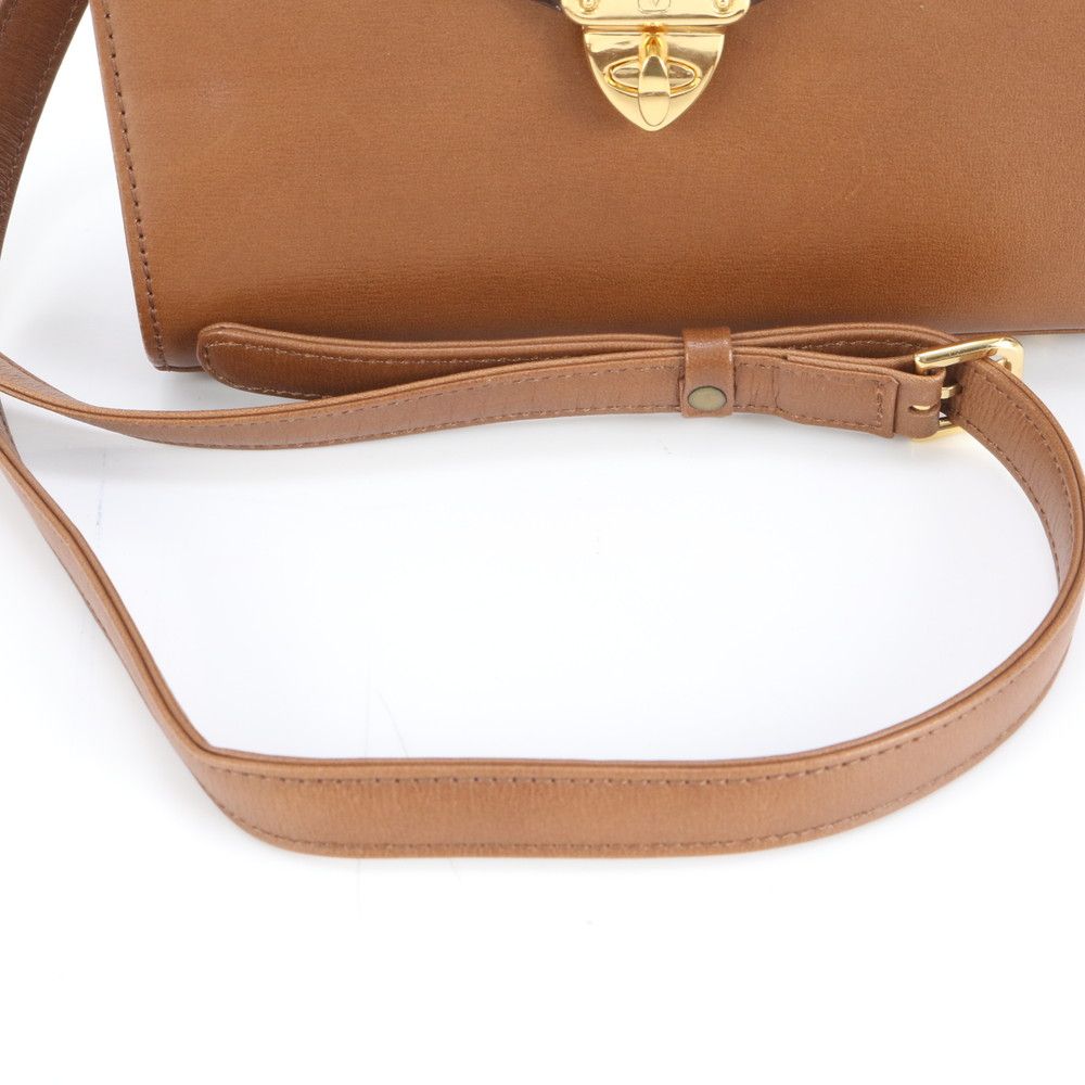 美品 ヴァレンティノ ガラヴァーニ ターンロック フラップ レザー