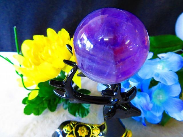 超迫力 品 ブラジル産 天然水晶宝石 アメジスト丸玉278 g 45ｍｍ 台付きｔｒ34245