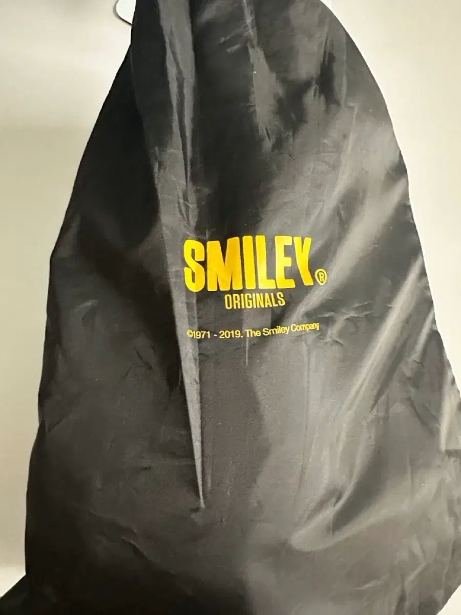 チャイナタウン SMiLEY ボクシンググローブ