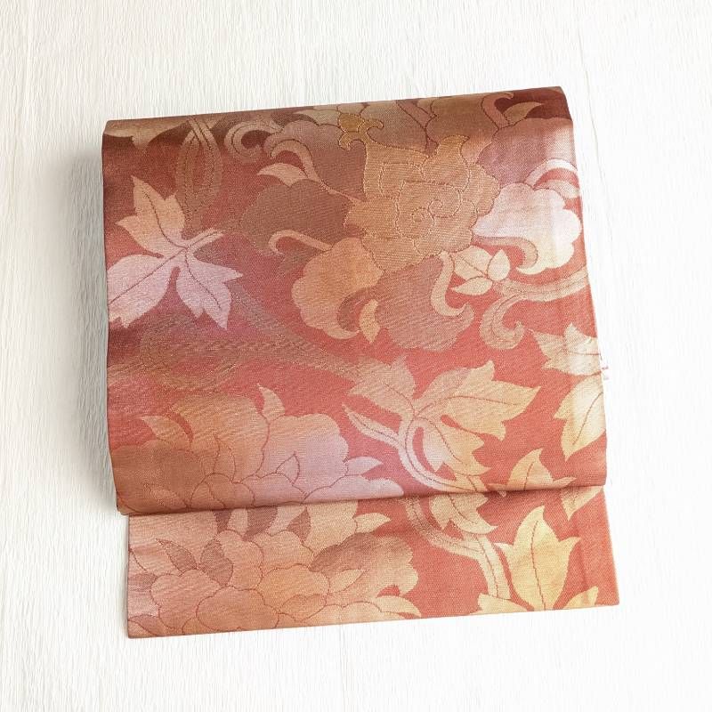 美品☆名古屋帯 本金入り 花唐草 ぼかし 正絹 名古屋仕立て 074 - メルカリ