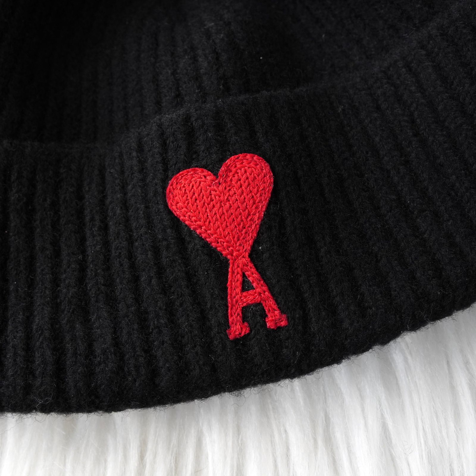 アミパリ アミ パリス ハートロゴ ウール ニット帽 ビーニー