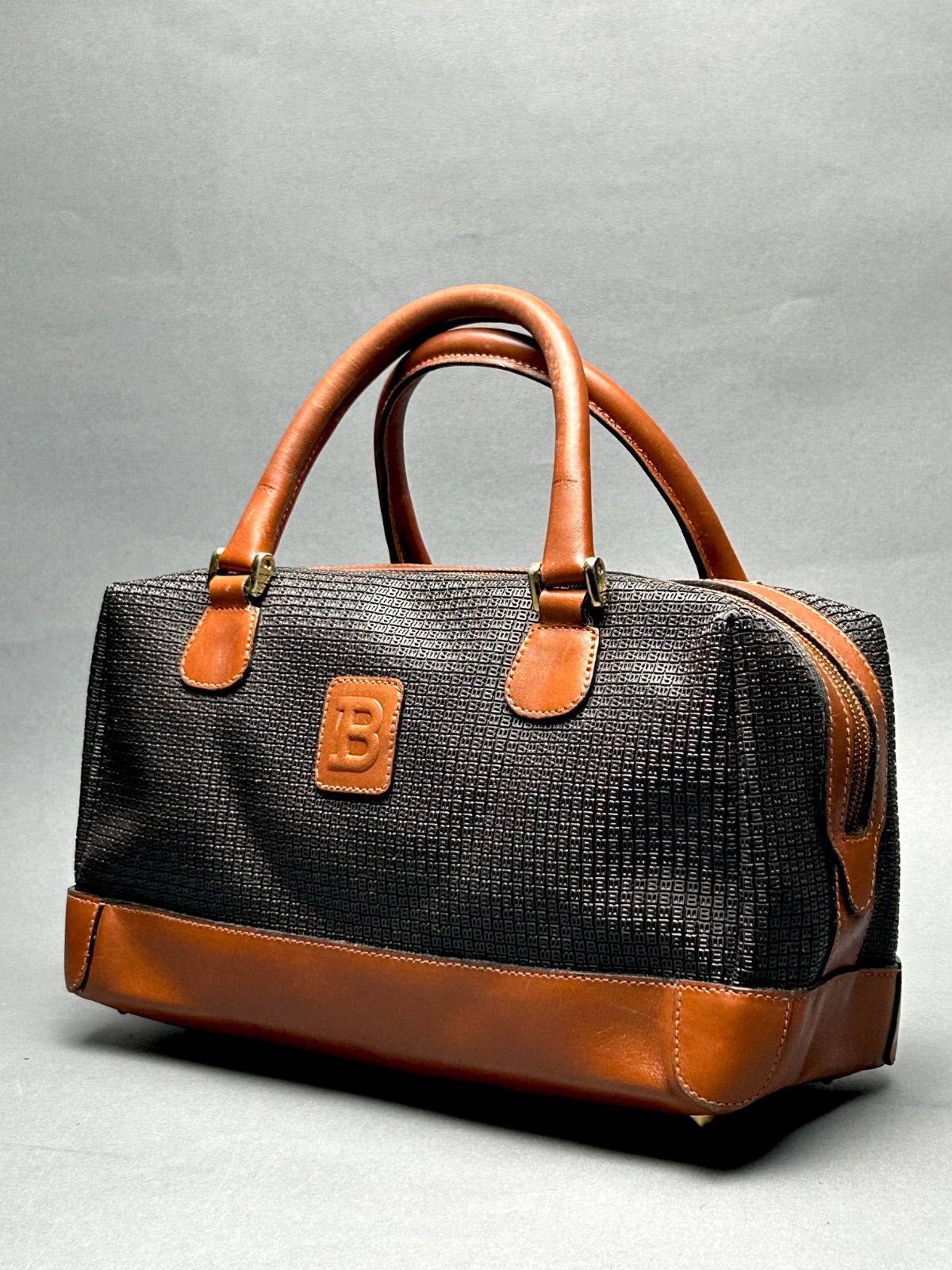 幽玄】BALLY バリー ミニボストンバッグ エンボスロゴ バッグ - メルカリ