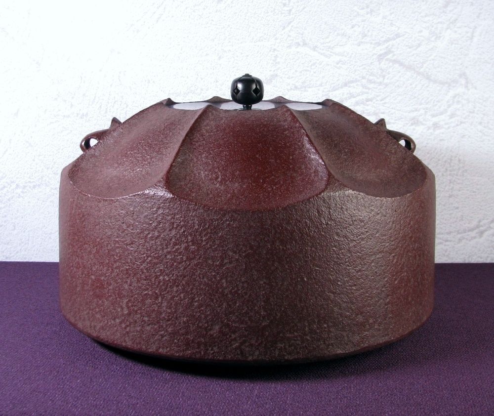 人間国宝 釜師：佐藤浄清 希少作 紅花釜 未使用品 幅：27cm 重さ：4.6