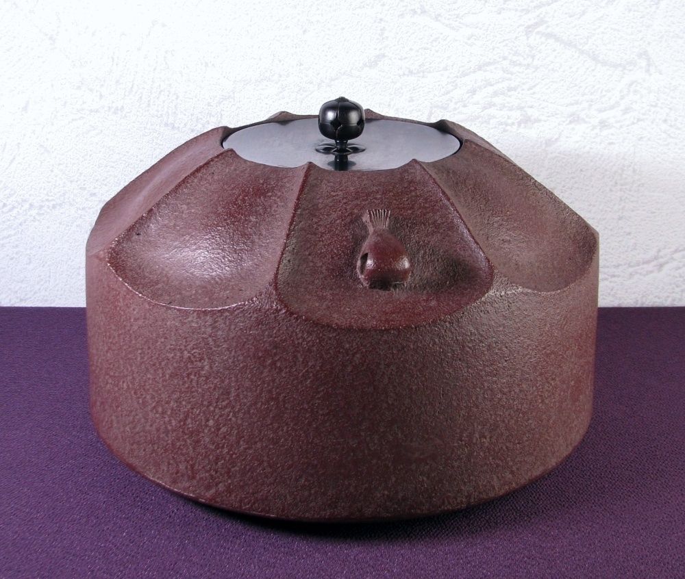 人間国宝 釜師：佐藤浄清 希少作 紅花釜 未使用品 幅：27cm 重さ：4.6