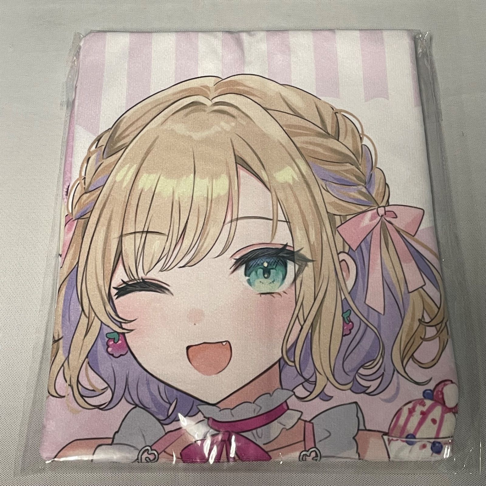 ぶいすぽっ！フード付きビッグタオル GIGO限定！ 胡桃のあ - メルカリ