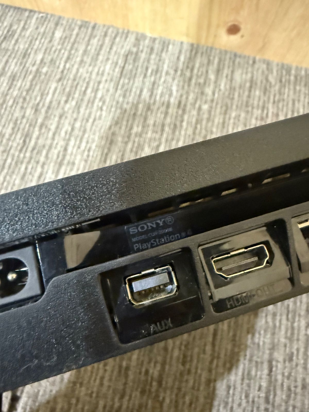  SGM プレステ4 本体のみ ソニー CUH 2000 B 本体 プレイステーション4(PS4)