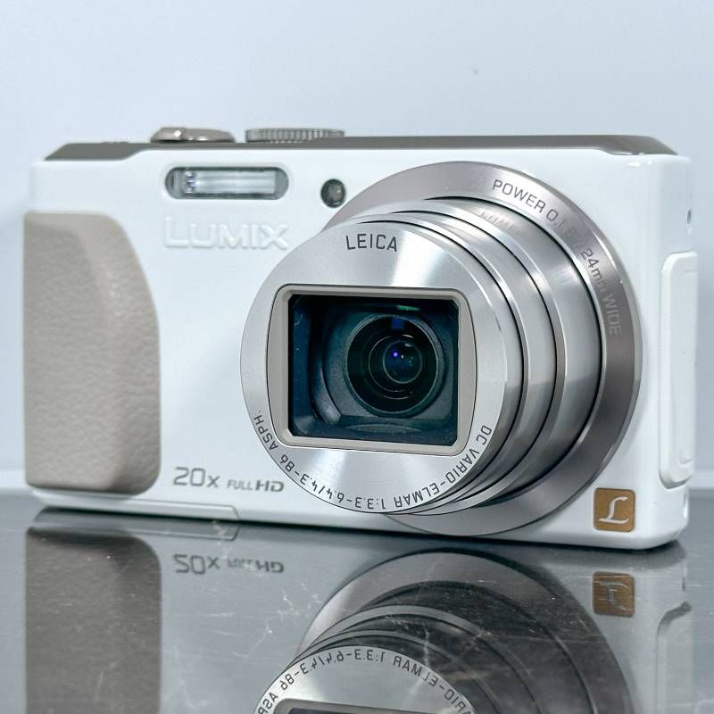 美品】Panasonic LUMIX DMC-TZ40 ホワイト 1810万画素 20倍ズーム