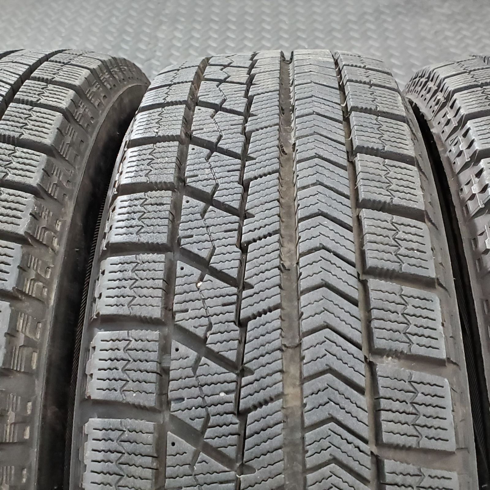 20年製 155/65R14 ブリヂストン ブリザックVRX ダイハツ タント ムーヴ