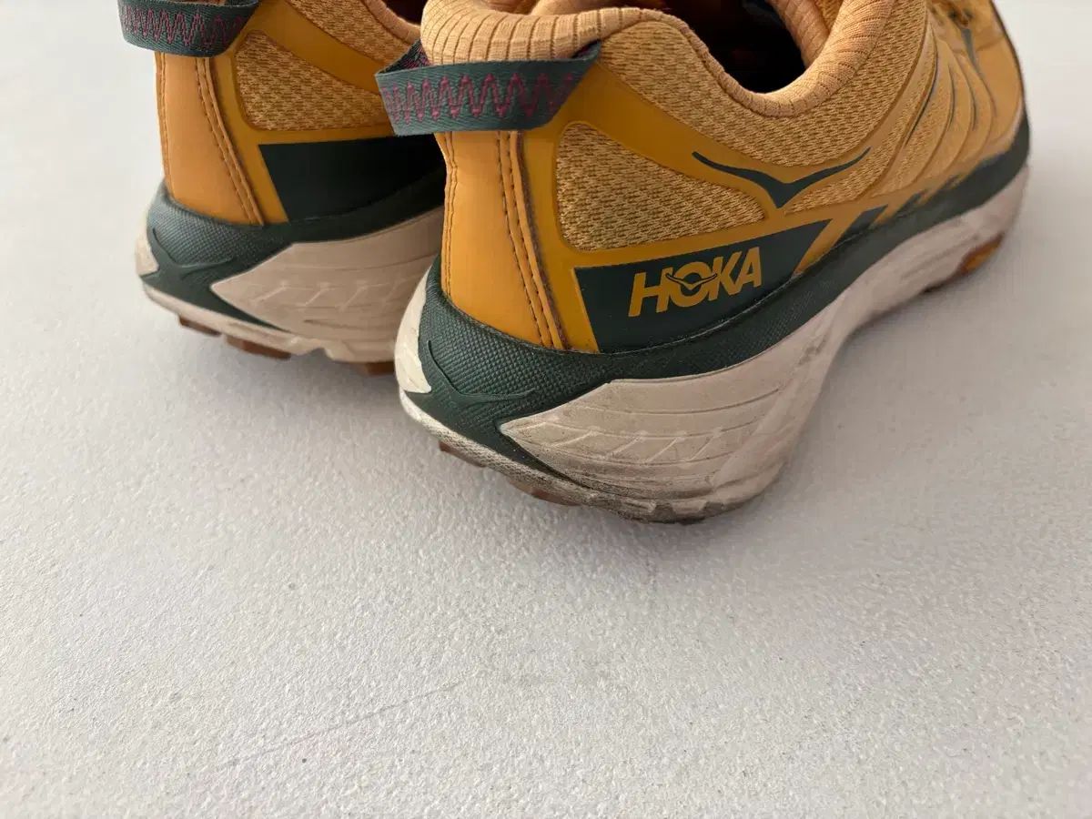  ホカ マファテ 3 2 ゴールデンイェロー 270 登山靴 トレッキングシューズ アウトドアシューズ