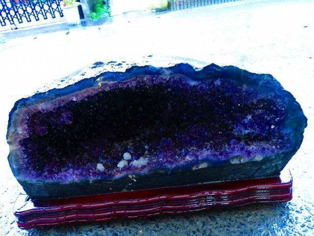 超強パワー 濃い濃い超迫力 品 ウルグアイ産 天然水晶宝石 アメジストドーム超巨大29 5 kg tr 34610