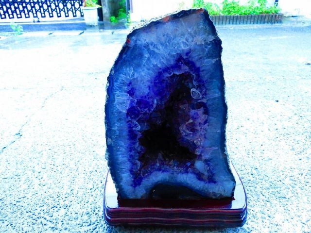 超強パワー 濃い濃い超迫力 品 ウルグアイ産 天然水晶宝石 アメジストドーム超巨大22 5 kg tr 34595