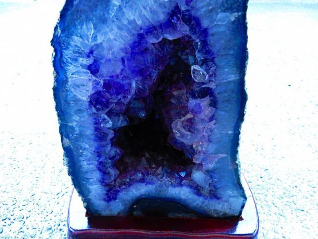  超強パワー 濃い濃い超迫力 品 ウルグアイ産 天然水晶宝石 アメジストドーム超巨大22 5 kg tr 34595 オーナメント ラッピング 包装