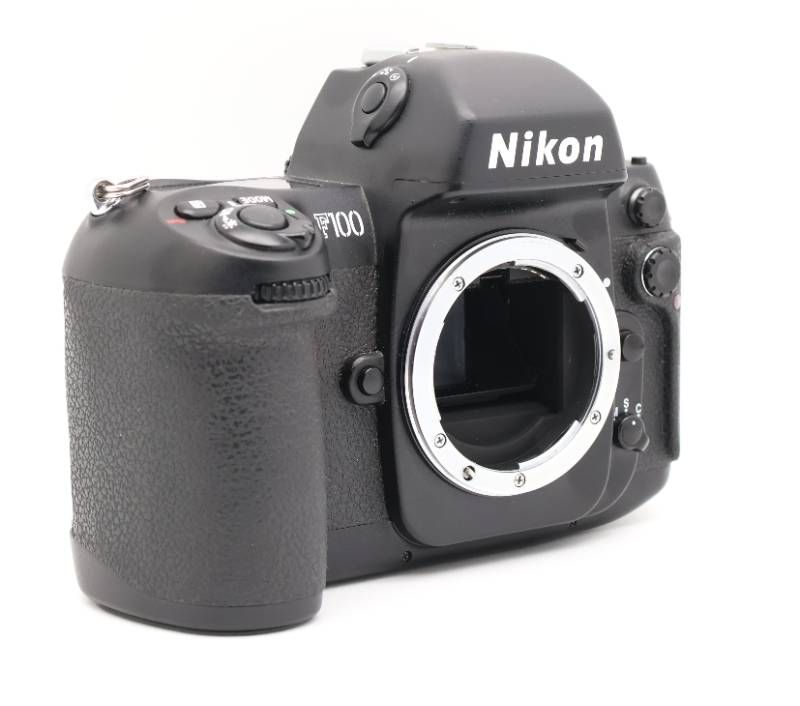 □完動品 Nikon F100 フィルム一眼レフボディ - メルカリ