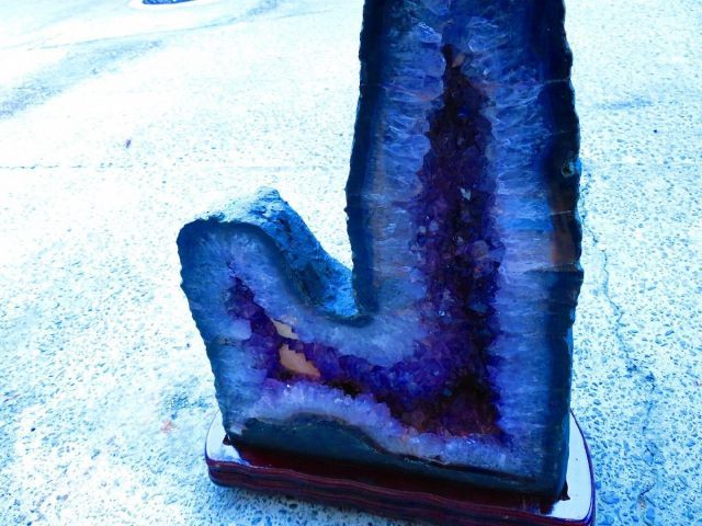  超強パワー 濃い濃い超迫力 品 ウルグアイ産 天然水晶宝石 アメジストドーム超巨大29 85 kg tr 34568 オーナメント ラッピング 包装