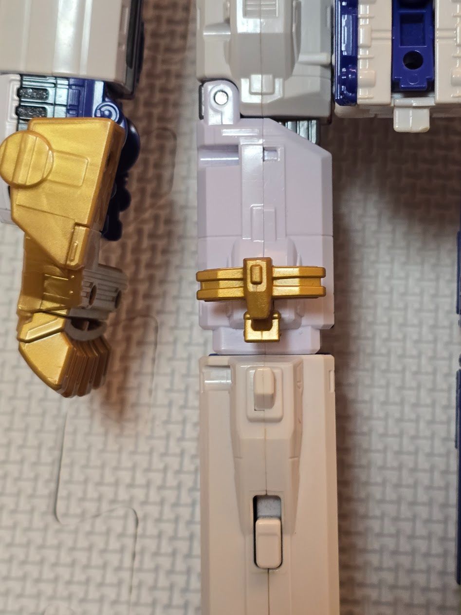 トッキュウジャー 列車合体シリーズ EX 烈車合体 DX サファリガオー